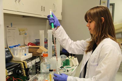 Student researcher Ewa Nowara